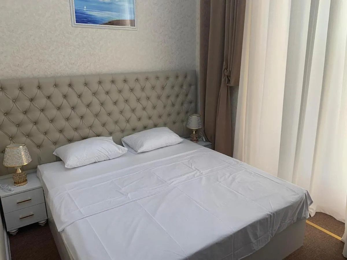 Solo Hotel Bakü 3*,